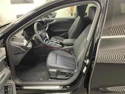 Audi A6 Avant e-hybrid 299 CH / 220 KW S tronic (2025) - Photo 3