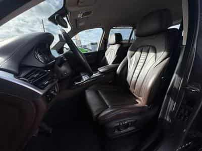 BMW X5 X5 xDrive 30d 3.0L 258ch/Attelage/Sièges électriques (2015) - Foto 13