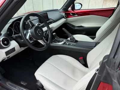 Mazda MX-5 RF 184CV Kizuna (2024) - Photo 5