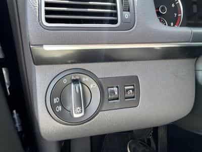 VW Touran Touran Highline 1.4 *Automatik*Xenon*Navi*SHZ (2012) - Foto 14