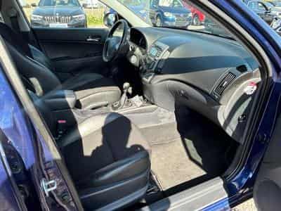 Hyundai i30 i30 1.4 Comfort *Teilleder*Klimaaut.*PDC* (2009) - Photo 9