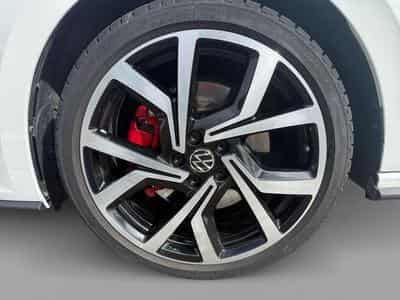 VW Polo Polo VI GTI, e.Pano., ACC, Navi, 18", Beats (2022) - Foto 10