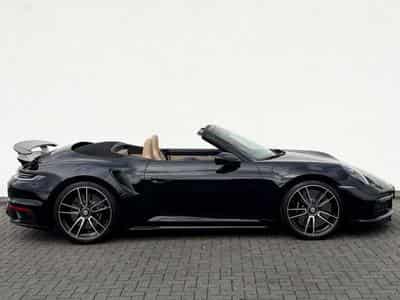 Porsche 911 911 Turbo S Cabriolet/LIFT/KERAMIK/BOSE/GARANTIE (2024) - Photo 4