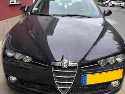 Alfa-Romeo 159 2.4 JTDm Giugiaro (2007) - Photo 1