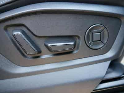 Audi Q7 S line (2025) - Photo 11