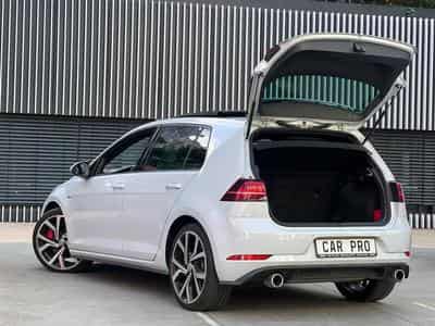 VW Golf VII GTI PERFORMANCE / AUTOMATIQUE / TOIT OUVRANT / (2019) - Photo 9