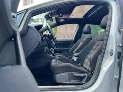 VW Golf VII GTI PERFORMANCE / AUTOMATIQUE / TOIT OUVRANT / (2019) - Photo 15