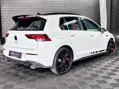 VW Golf GTI Clubsport 2.0 TSI 300CV DSG7 *Toit Ouvrant* *Sièges Chau (2022) - Photo 6