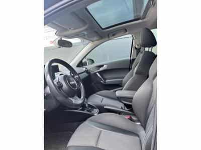 Audi A1 1.0 tsi S- tronic S-line (2016) - Photo 8