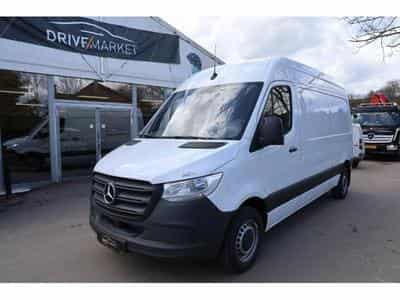 Mercedes Sprinter 315 Kasten L2 FWD (2023) - Photo 12