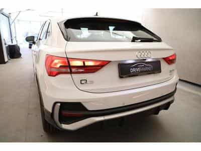 Audi Q3 Sportback S-Line (2023) - Photo 15