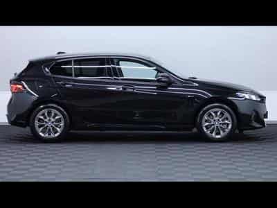 BMW 118 d Hatch F70 Steptronic (2025) - Photo 4