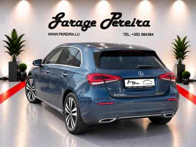 Mercedes A 250 e Plug in PROGRESSIVE LINE PANO CUIR NAVI 1 HAND (2022) - Photo 4