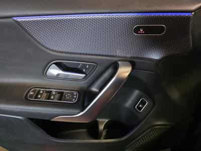 Mercedes A 250 e Plug in PROGRESSIVE LINE PANO CUIR NAVI 1 HAND (2022) - Photo 10