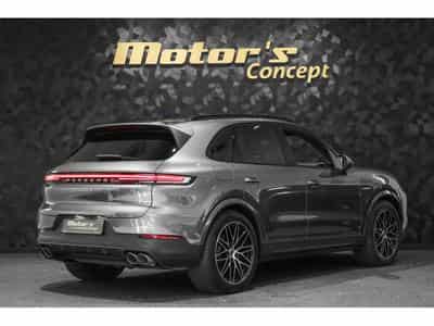 Porsche Cayenne S E-HYBRID (2024) - Photo 3