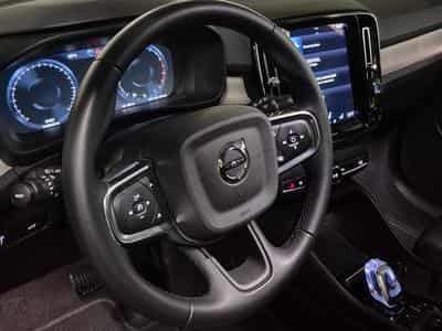 Volvo XC40 T2 Plus Dark (2022) - Photo 5