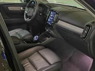 Volvo XC40 T2 Plus Dark (2022) - Photo 6