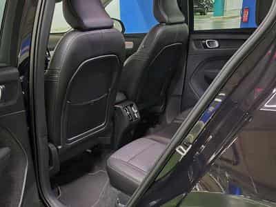 Volvo XC40 T2 Plus Dark (2022) - Photo 8