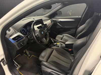 BMW X2 M35i FEUX LED / NAVI / HAYON ELEC (2021) - Photo 9