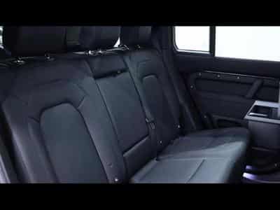 Land-Rover Defender D250 XS Edition Auto (2023) - Photo 15