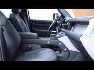 Land-Rover Defender D250 XS Edition Auto (2023) - Photo 12