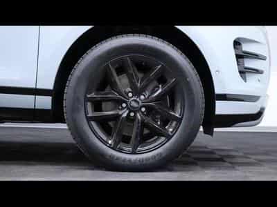 Land-Rover Range Rover Evoque D165 Dynamic SE (2026) - Photo 10