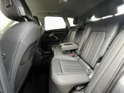 Audi Q5 Tech-Plus+Quattro+S-Tronic+P.Business+AHK+LM18+StandH. (2025) - Photo 15