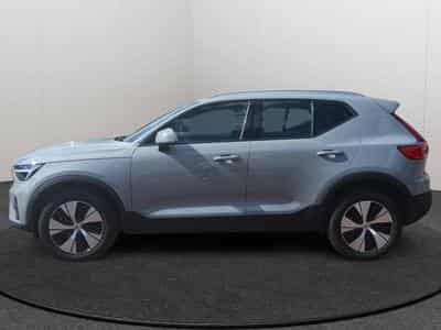 Volvo XC40 B3 Core 2026 / Essence (2025) - Foto 2