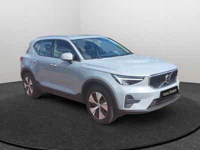 Volvo XC40 B3 Core 2026 / Essence (2025) - Foto 7