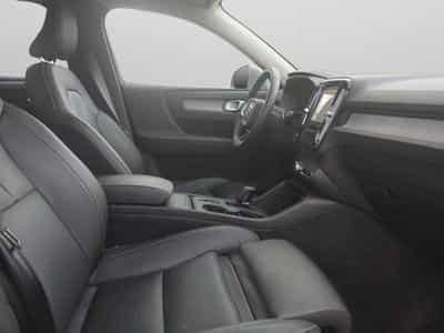 Volvo XC40 B3 Core 2026 / Essence (2025) - Foto 15