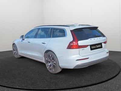 Volvo V60 B4 Core Mild Hybride / Esence (2025) - Photo 3