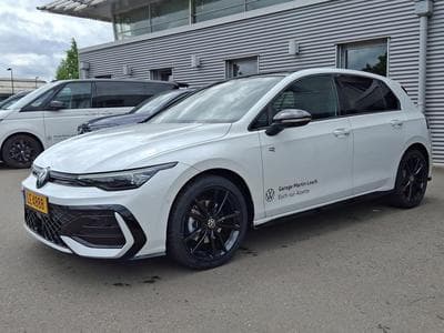 VW Golf R-Line (2026) - Photo 1