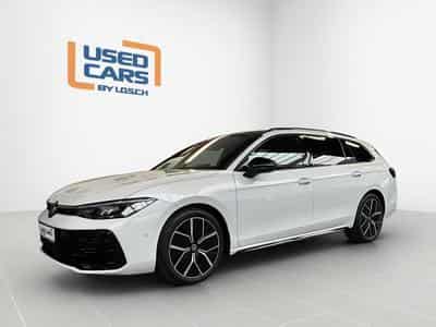 VW Passat R-Line+DSG+4M+IQ-Drive+Pano+Soundsystem+AHK (2024) - Foto 4