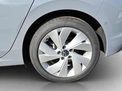 VW Golf Life (2026) - Photo 8