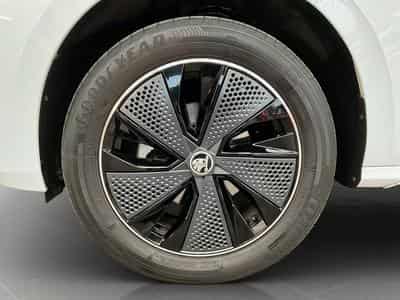 Skoda Kamiq Monte-Carlo+DSG+Pano+LED (2025) - Photo 8