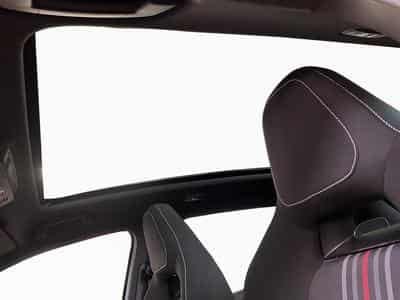 Skoda Kamiq Monte-Carlo+DSG+Pano+LED (2025) - Photo 15