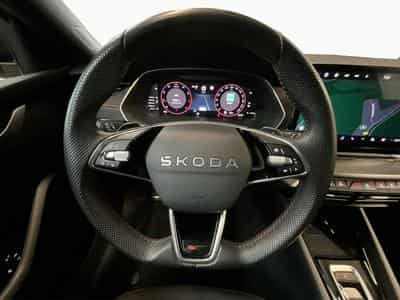 Skoda Octavia RS+DSG+Navi+LED+P.Simply-Clever (2025) - Foto 12