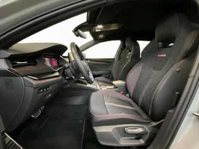 Skoda Octavia RS+DSG+Navi+LED+P.Simply-Clever (2025) - Foto 11