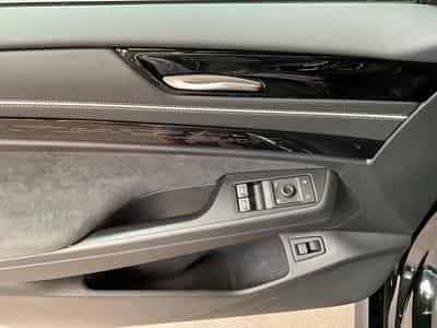 VW ID.7 77kWh+Tourer-Pro+Black-Style+IQ-Drive+P.Confort+AHK (2025) - Photo 11