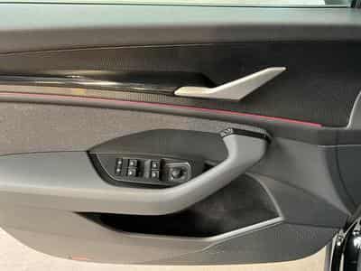Skoda Kodiaq Selection+DSG+RearView+Navi+LED+digi (2025) - Foto 10