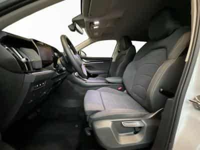 Skoda Kodiaq Selection+DSG+RearView+Navi+LED+digi (2025) - Foto 11