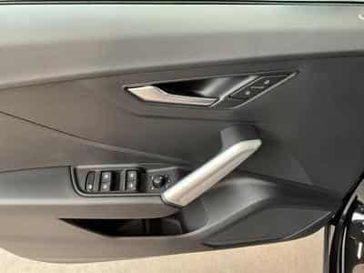 Audi Q2 Advanced+35TFSI+S-Tronic+P.Business+P.Confort+Led+Navi (2025) - Photo 10