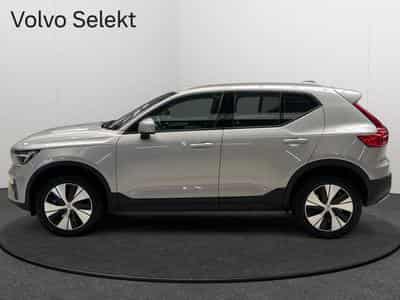 Volvo XC40 B3 Core / Essence (2024) - Foto 3