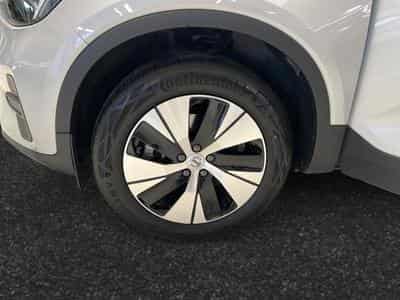 Volvo XC40 B3 Core / Essence (2024) - Foto 10