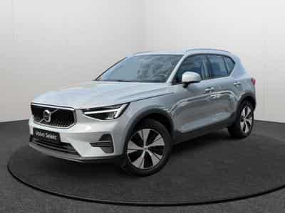 Volvo XC40 B3 Core / Essence (2025) - Foto 1