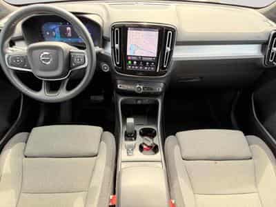 Volvo XC40 B3 Core / Essence (2025) - Foto 10