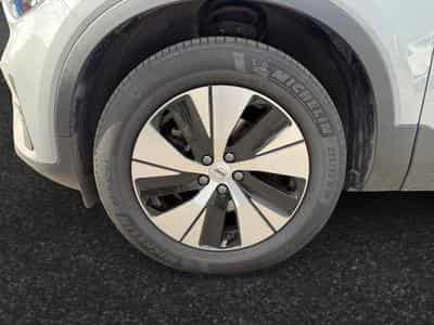 Volvo XC40 B3 Core / Essence (2025) - Foto 14