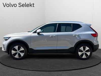 Volvo XC40 B3 Core / Essence (2024) - Foto 4