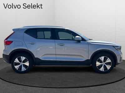 Volvo XC40 B3 Core / Essence (2024) - Foto 7
