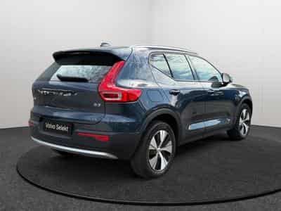Volvo XC40 B3 Core 2026 / Essence (2025) - Foto 2